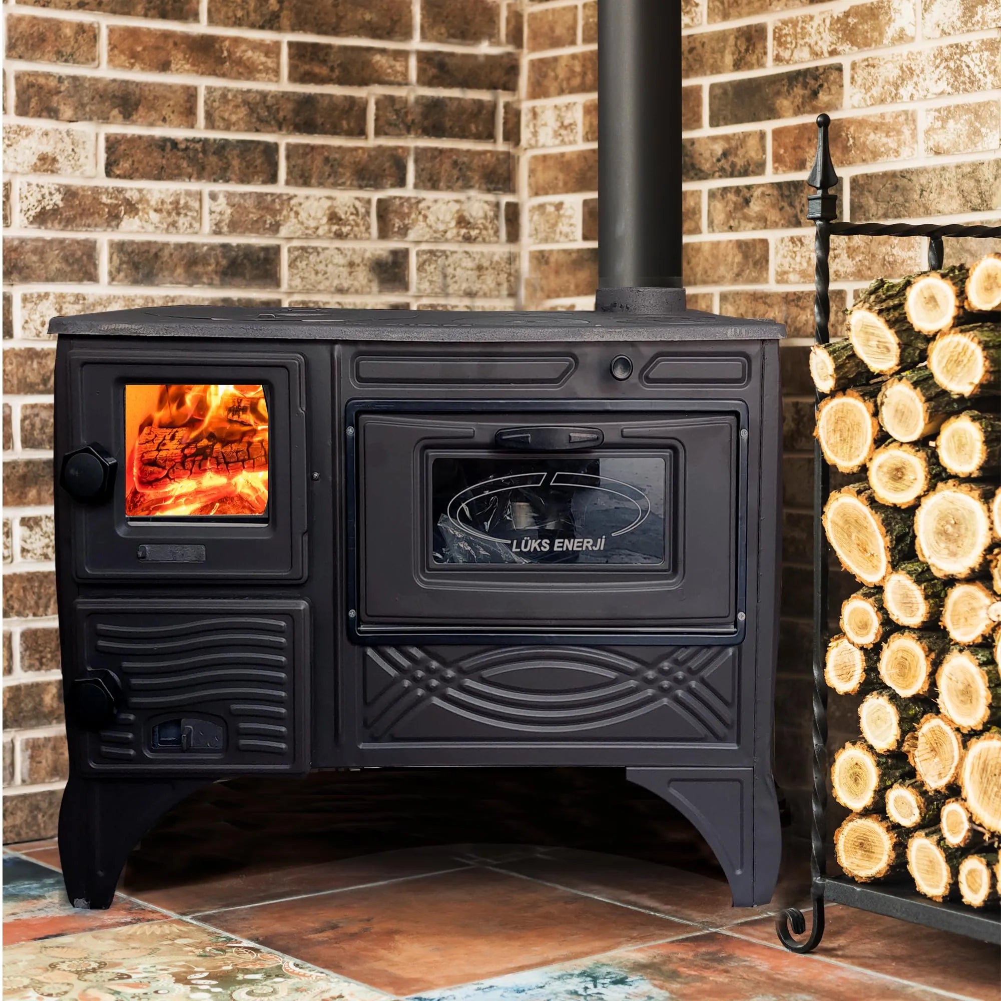 Cast Iron Stove with Oven Brick Lined Fireplace Black - CastingFire