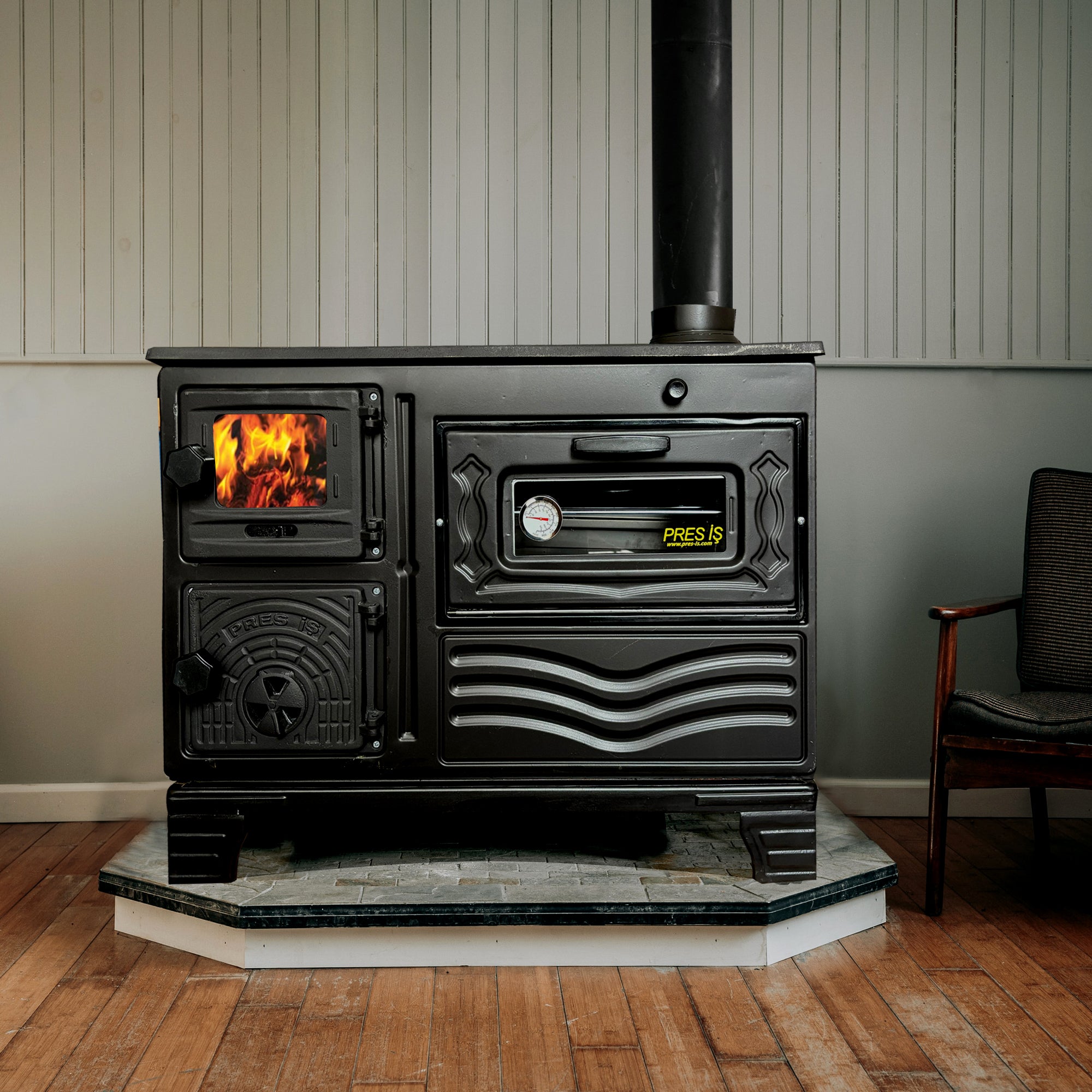 Cast Iron Wood Stove with Oven Black